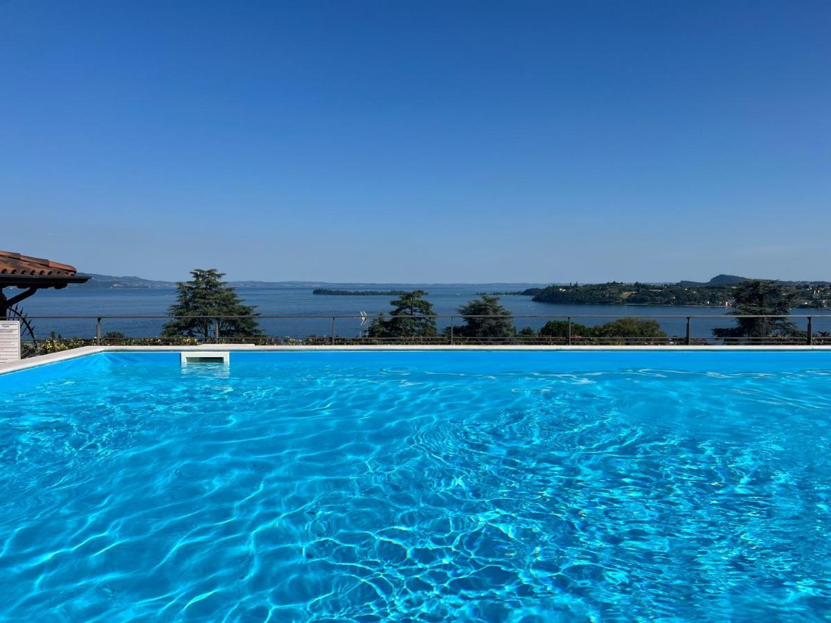 Feli Holiday Home - Panoramic Pool Lake View In Gardone Riviera Kültér fotó
