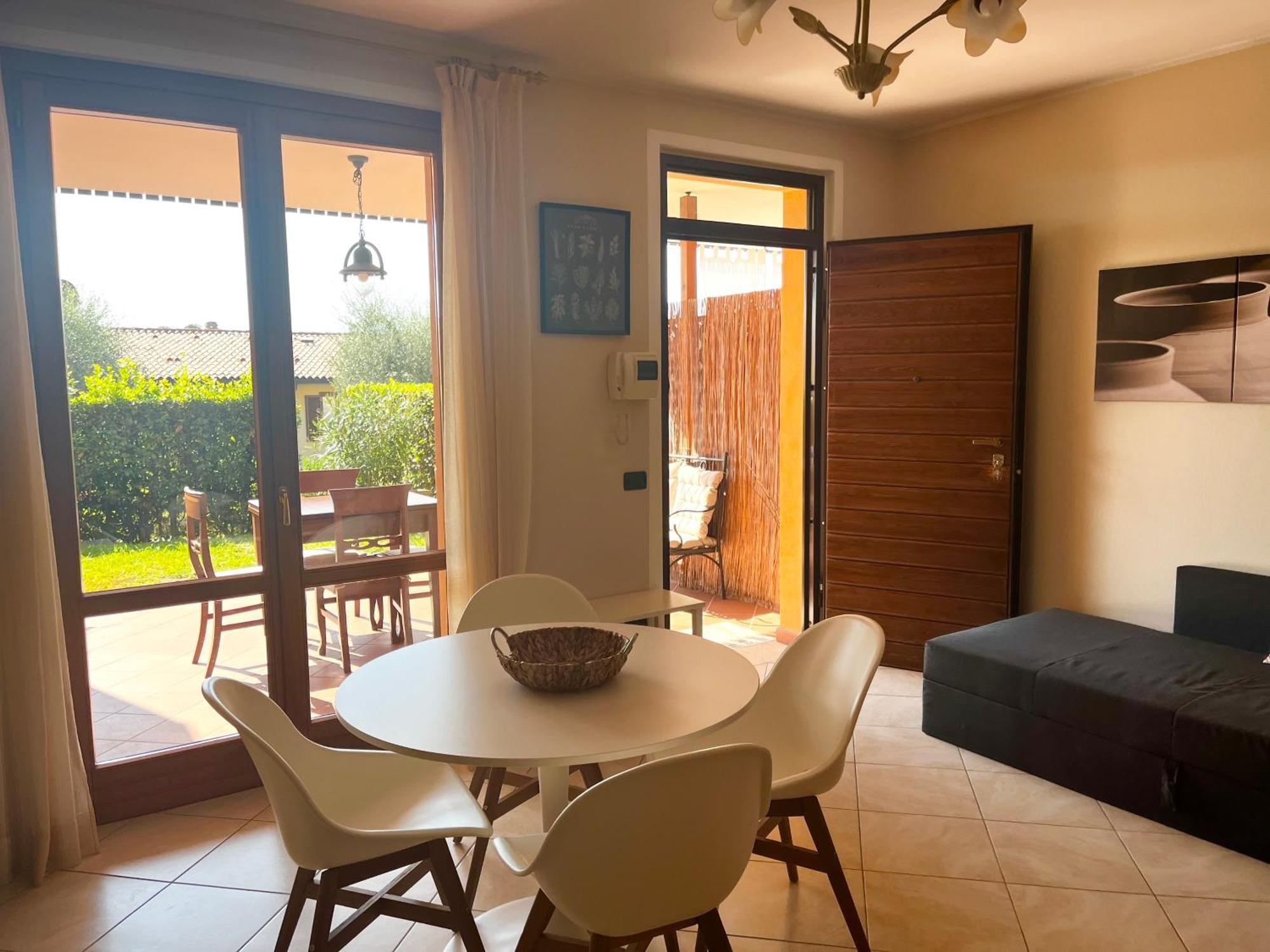 Feli Holiday Home - Panoramic Pool Lake View In Gardone Riviera Kültér fotó